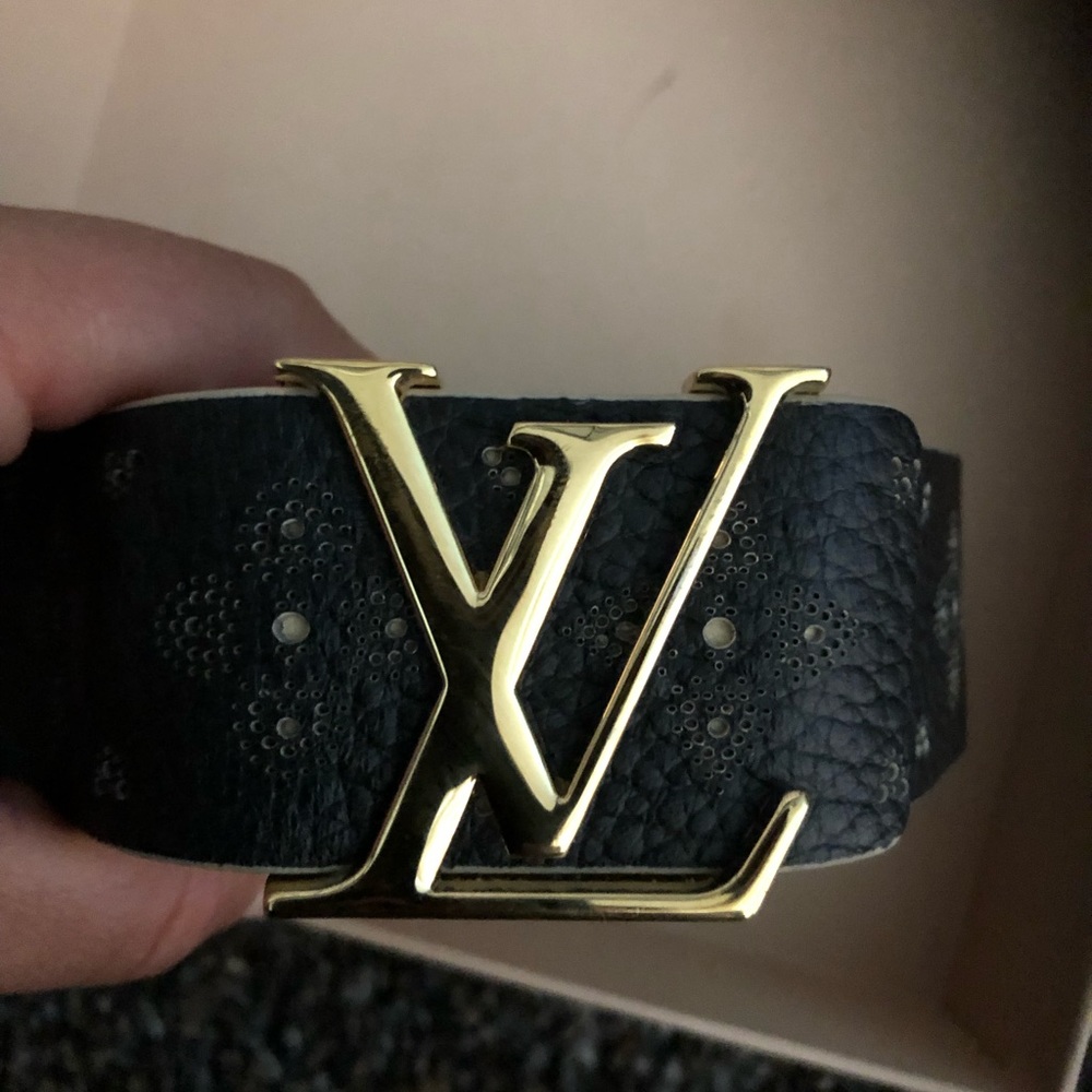Louis Vuitton women’s belt . Worn twice. Gift